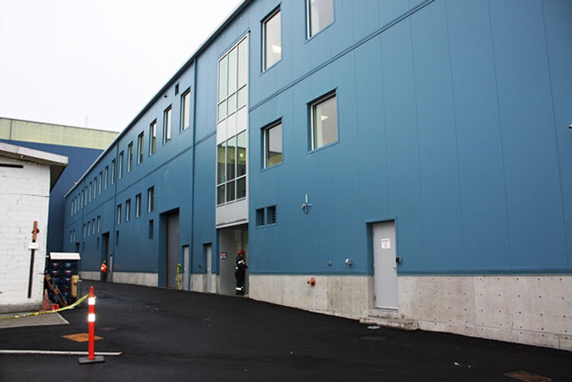 Seaspan Victoria Shipyards IMG_3384-640x480 Seaspan Victoria Shipyards prefab steel buildings bc steel buildings bc prefabricated metal buildings canada
